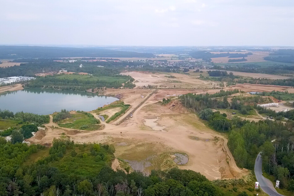 Die "alte" Kiesgrube südlich von Leisenau soll um 71 Hektar erweitert werden. Das stößt bei den Anwohnern auf Unmut.