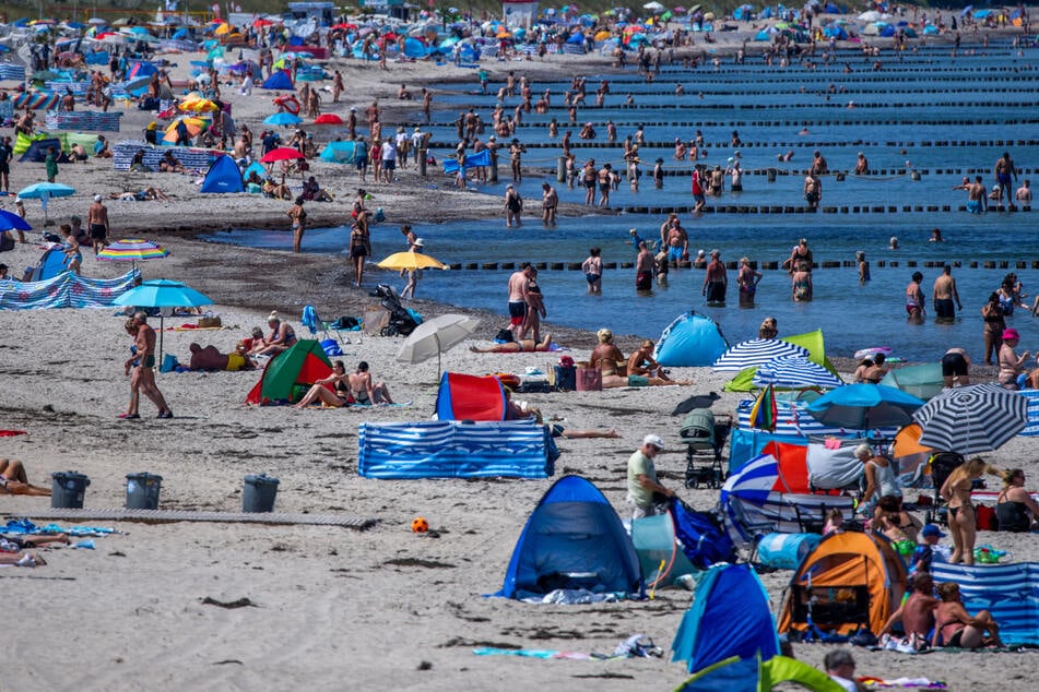 Ab Mitte Dezember ist das Ostseebad Warnemünde nicht mehr direkt mit Dresden und Chemnitz verbunden.