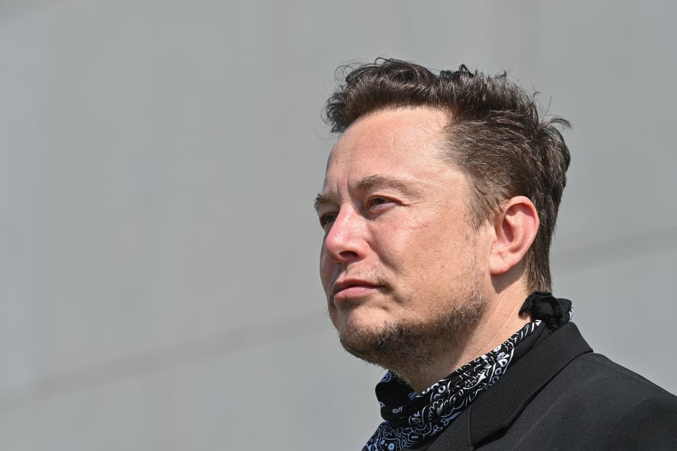Tesla-Boss Elon Musk (51) will Twitter nun doch kaufen.