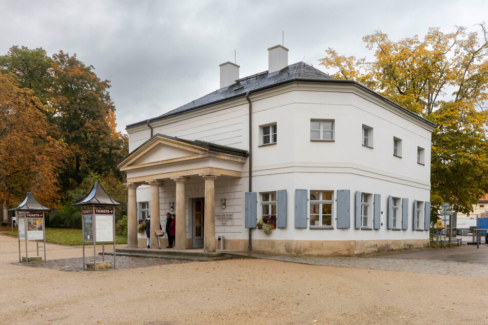 Die Ausstellung kann kostenlos im Besucherzentrum "Alte Wache" im Pillnitzer Park besucht werden.