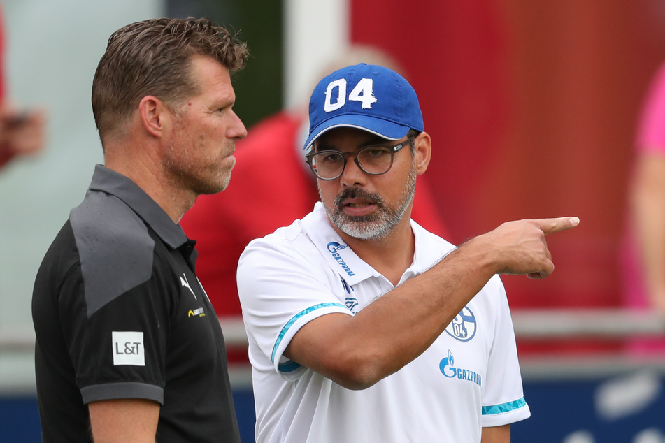 Trainer David Wagner (re., 48) Hat derzeit keinen einfachen Job auf Schalke.