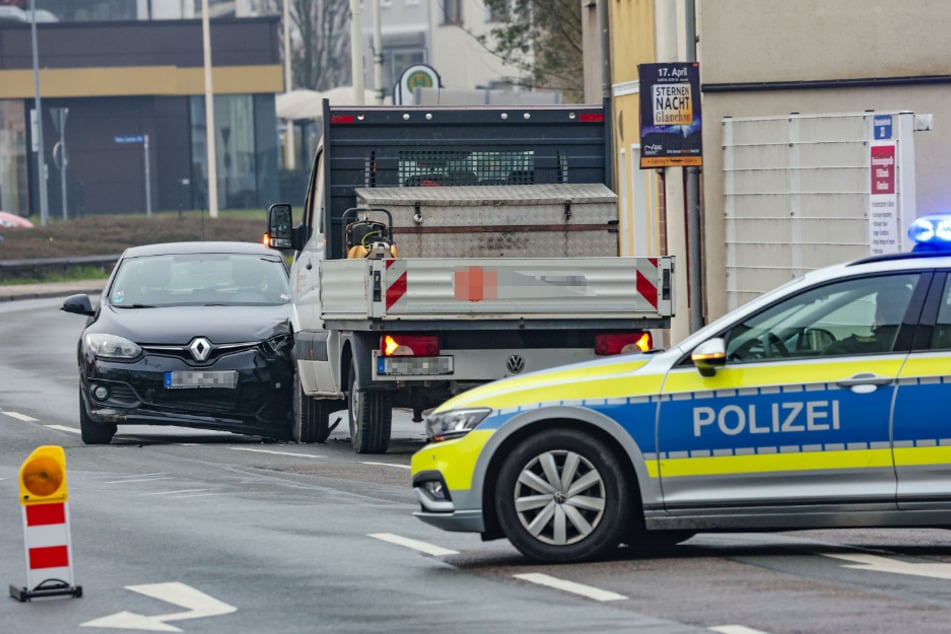 Aufgrund eines medizinischen Vorfalls geriet der Renault-Fahrer auf die Gegenfahrspur.