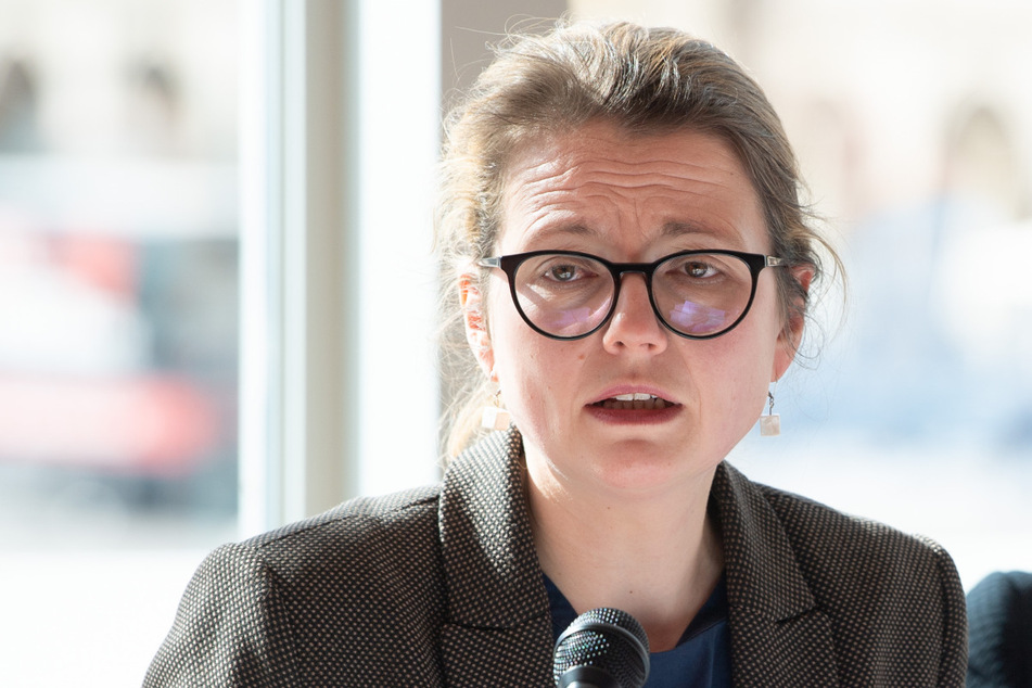 Dresdens Tourismusbürgermeisterin Annekatrin Klepsch (43, Die Linke) kündigte finanzielle Unterstützung für Feste und Festivals an, die unter freiem Himmel stattfinden.