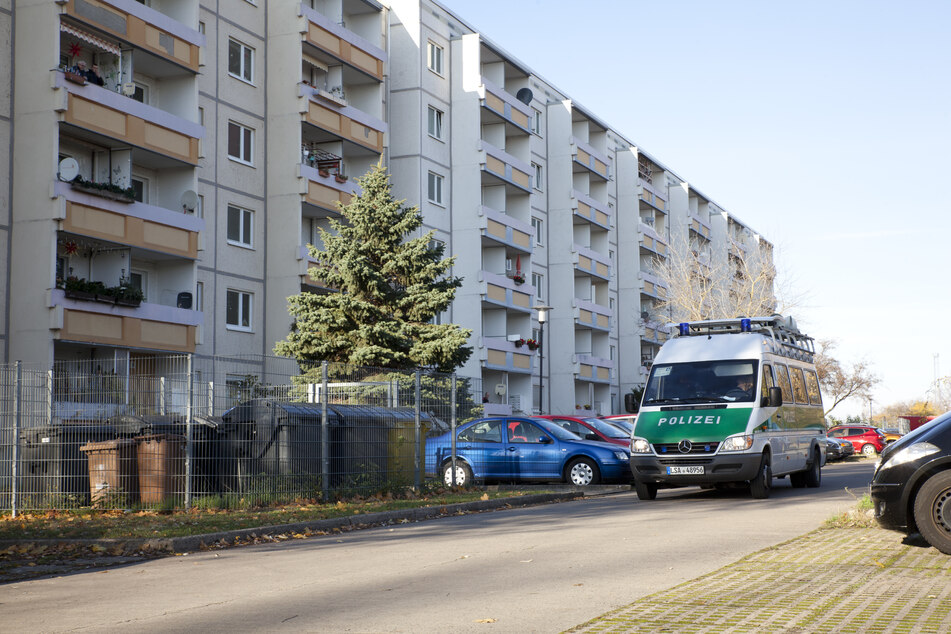 Die Polizei hat den Bereich um den Fundort mittlerweile abgesperrt.
