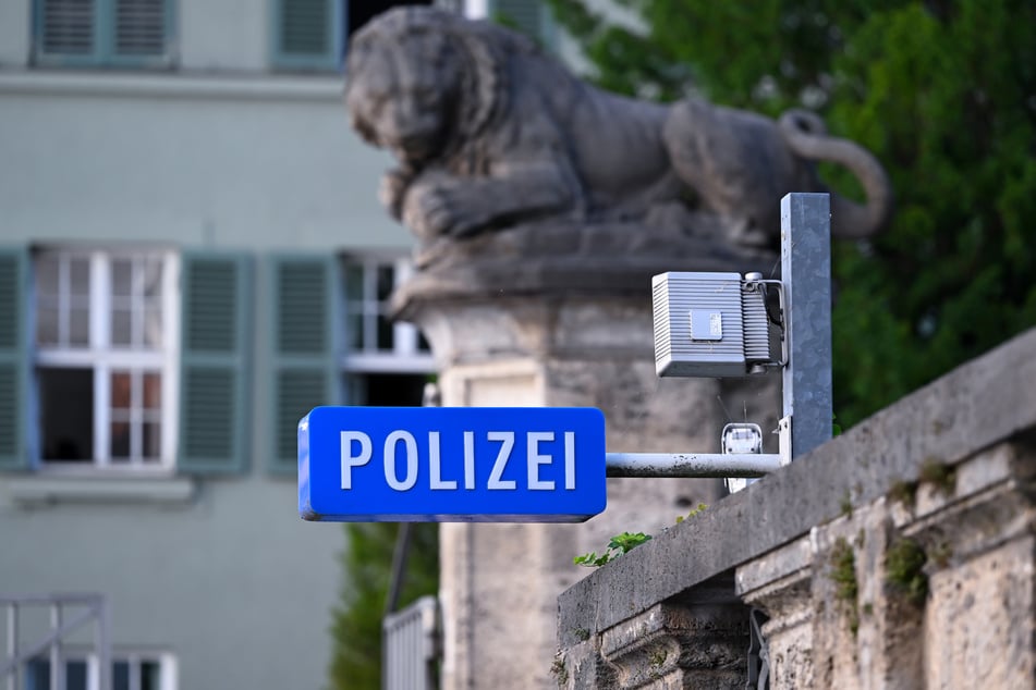 Die Tatverdächtigen sitzen in der Haftanstalt des Polizeipräsidiums München. (Archivfoto)