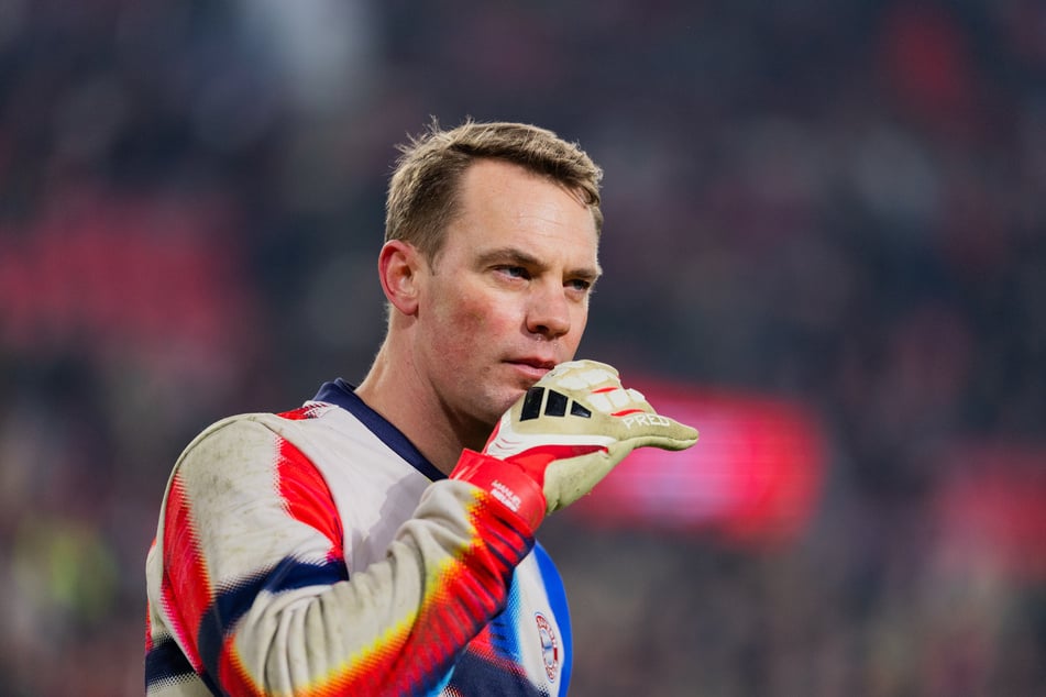 Manuel Neuer (39) fällt vorerst bei den Bayern aus.