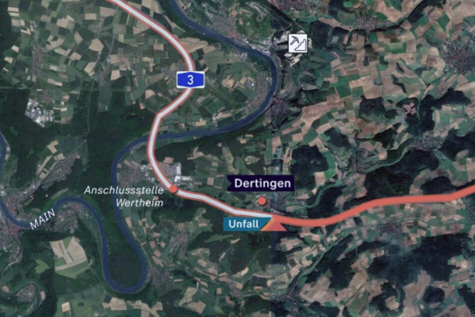 Der Unfall ereignete sich in Fahrtrichtung Passau zwischen Aschaffenburg und Würzburg auf Höhe der Ortschaft Dertingen, kurz nach der Mainbrücke.
