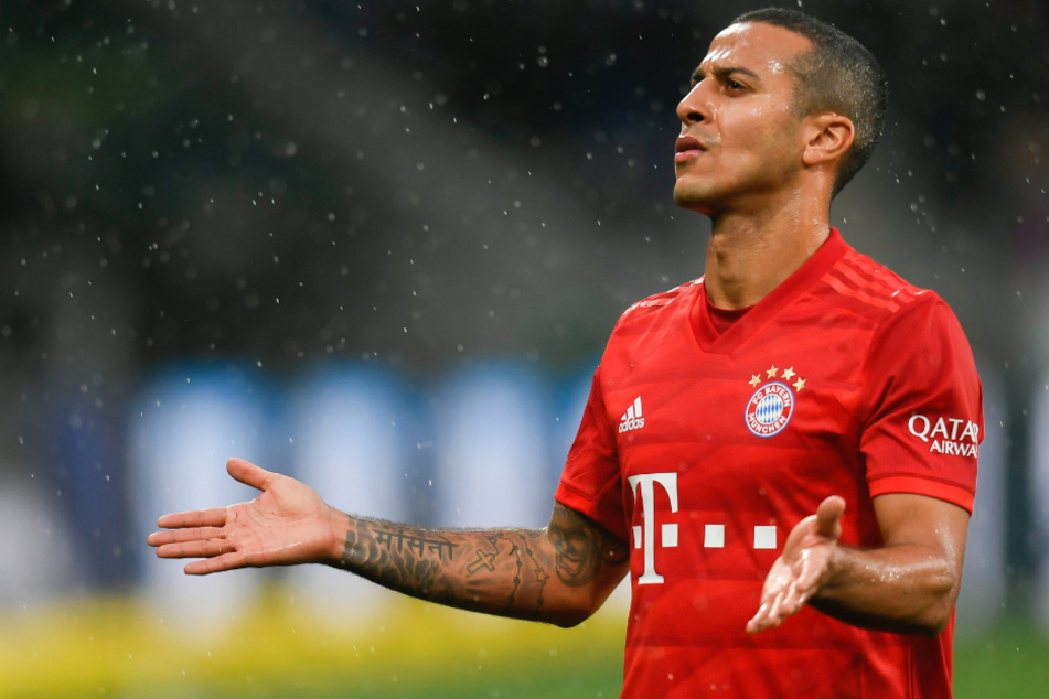 Thiago vom FC Bayern München hat die DFL in einem Post scharf kritisiert.