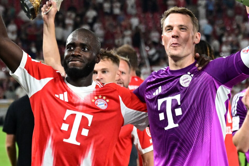 Verzockt sich Dayot Upamecano (27, l.) so richtig?