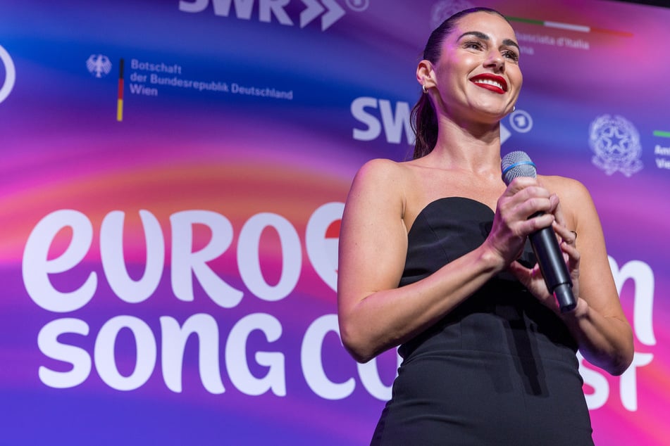 Sarah Engels (33) tritt beim ESC mit "Fire" für Deutschland an, doch nicht jeder glaubt an eine Top-Platzierung.