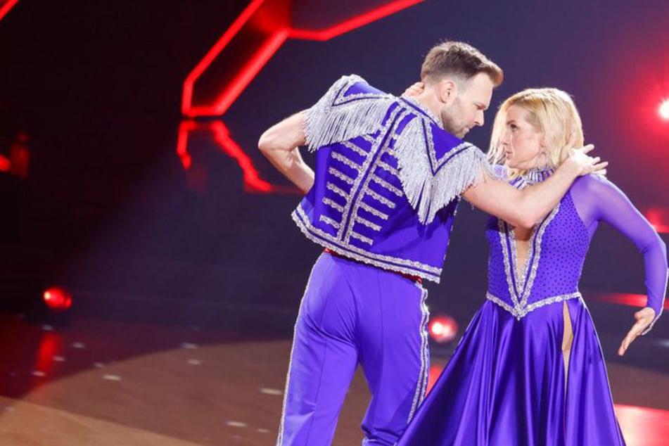 Liebes-Knall vor "Let's Dance"-Start: Profitänzer trennt sich von Model und sucht Neue