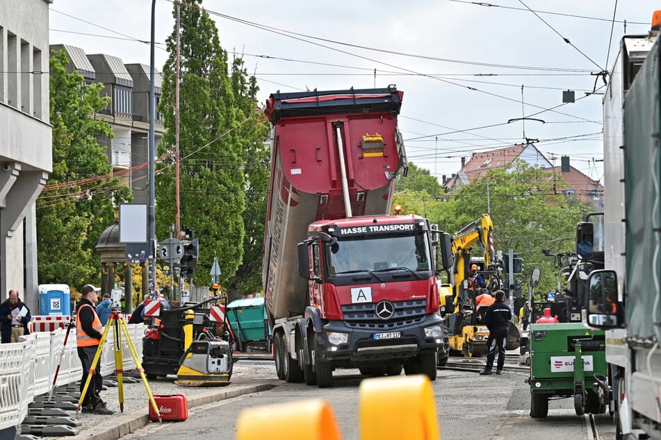 Gleis- und Weichenarbeiten verursachen einen Heidenlärm.