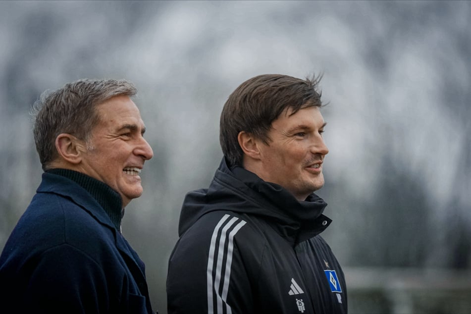 HSV-Sportvorstand Stefan Kuntz (62, l.) brachte Merlin Polzin (34) im Winter 2024 vollstes Vertrauen entgegen und beförderte ihn zum Cheftrainer.