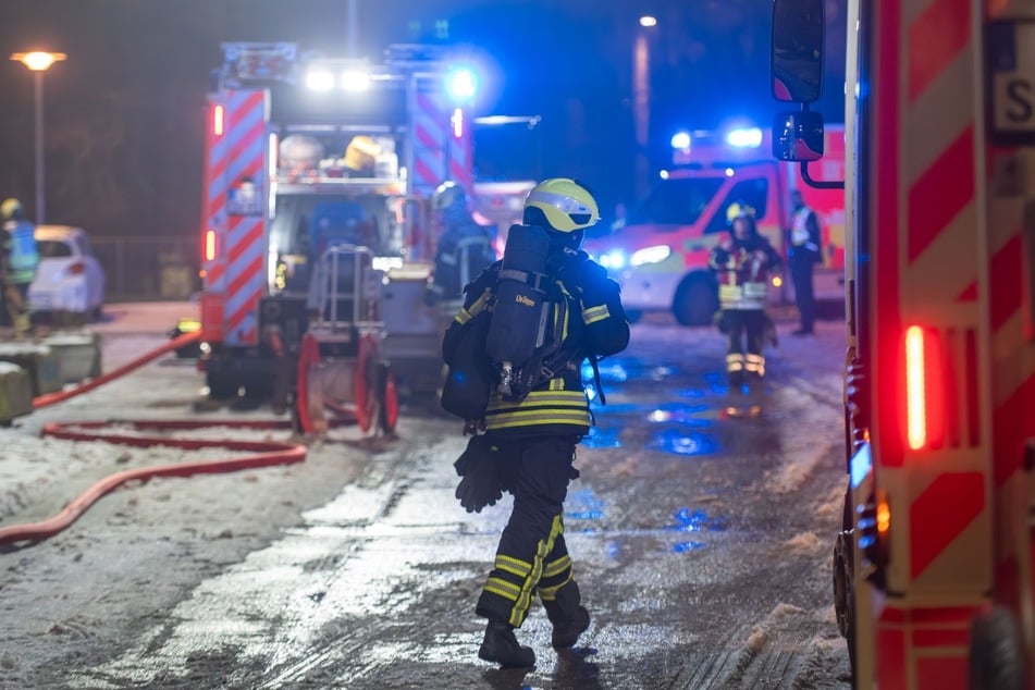 Die Feuerwehr konnte ein weiteres Ausbreiten der Flammen verhindern.