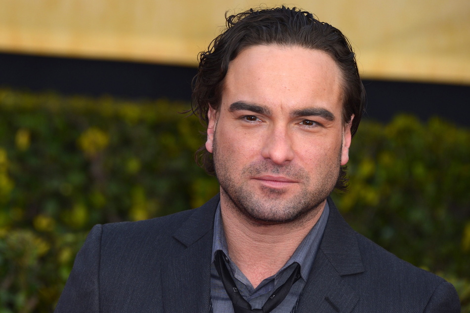 Schauspieler Johnny Galecki (45) ist wieder Single.