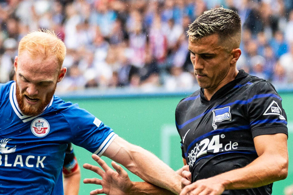 Herthas Abwehrboss Marc Oliver Kempf (29, r.) soll kurz vor einem Wechsel in die Serie A stehen.