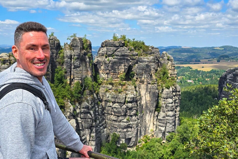 Der 40-jährige Fotograf ist nach dem Erlebnis zwiegespalten: Einerseits wünscht er sich im Nationalpark Ruhe, andererseits findet er es gut, dass das Militär für unsere Sicherheit trainiert.