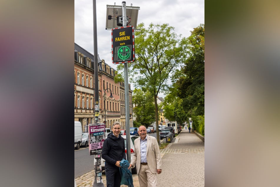 Baubürgermeister Stephan Kühn (46, Grüne, l.) und Bezirksamtsleiter André Barth (59).