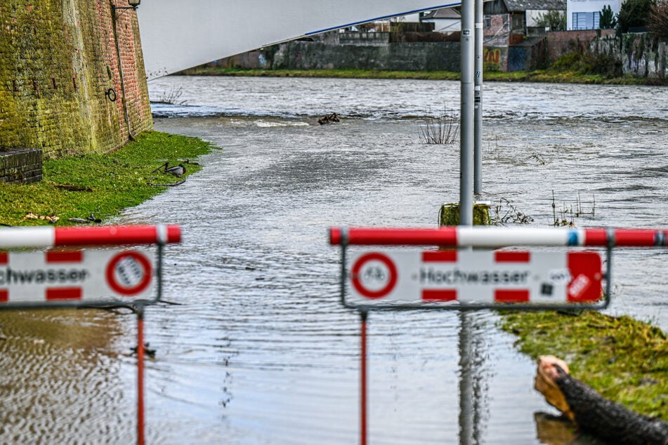 Entgegen bisheriger Prognose gehe man nicht davon aus, dass ein 100-jähriges Hochwasser in Ulm und Neu-Ulm eintrete.