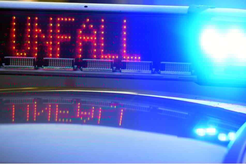 Unfall A95: Tödlicher Unfall auf Autobahn: Fahranfänger erfasst bei Regen Motorradfahrer