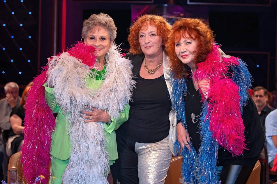 Dagmar Frederic (80, v.l.n.r.), Dagmar Gelbke (75) und Regina Thoss (78) sind eigentlich als Einzelkünstlerinnen bekannt. Jetzt tun sie sich zusammen.