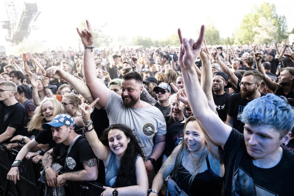 "Full Force Festival" mischt Line-up noch mal durch: Drei Bands gehen, drei Bands kommen
