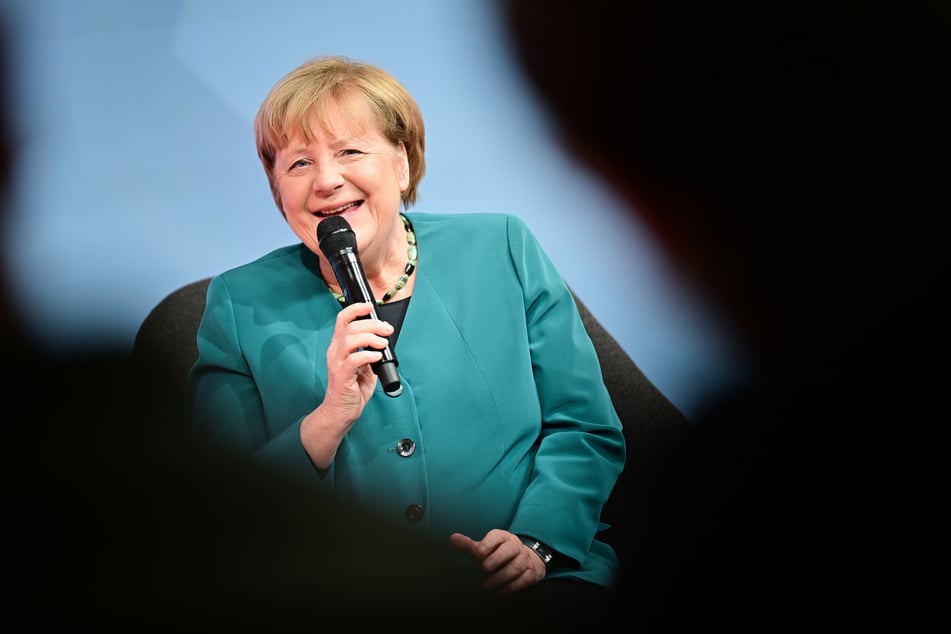 Würde Angela Merkel (71) in den Dschungel einziehen, würde der Entertainer seine Entscheidung allerdings noch mal überdenken.