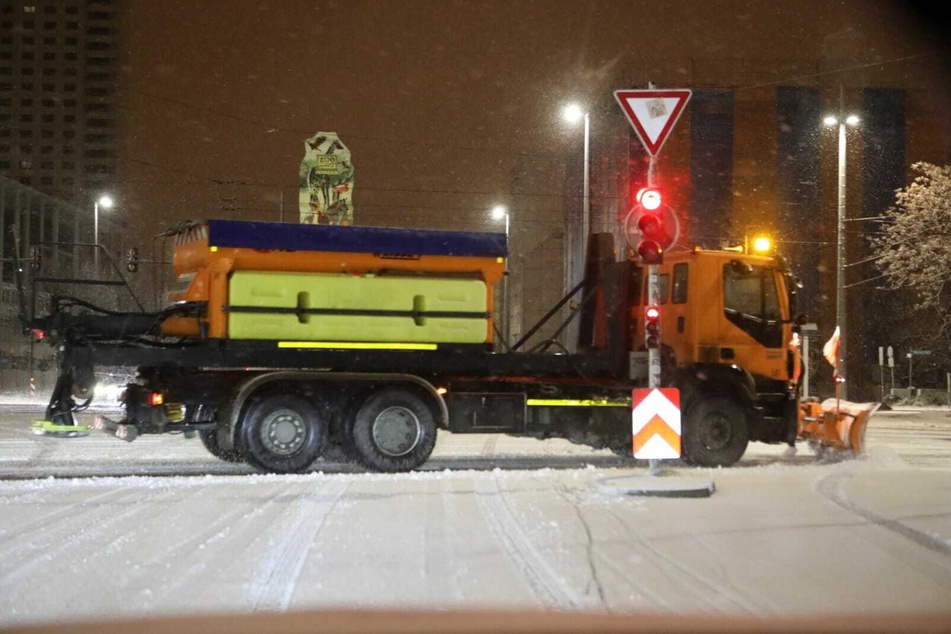 Schnee in Leipzig: Der Winterdienst ist im Einsatz.