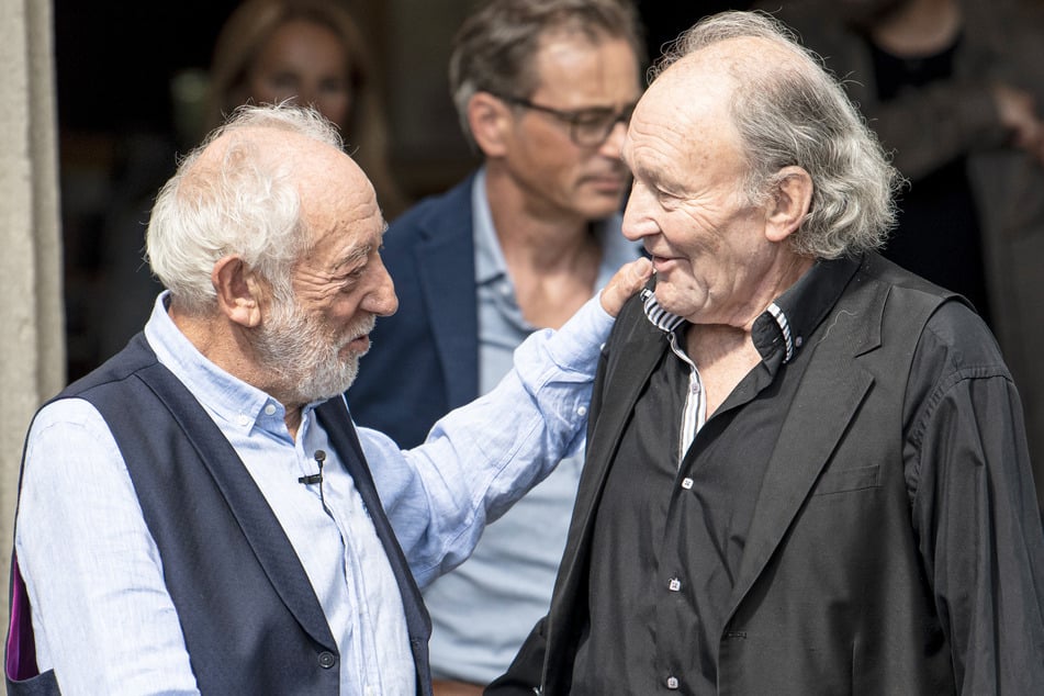 Mendl an der Seite von Schauspielkollege Dieter Hallervorden (91).
