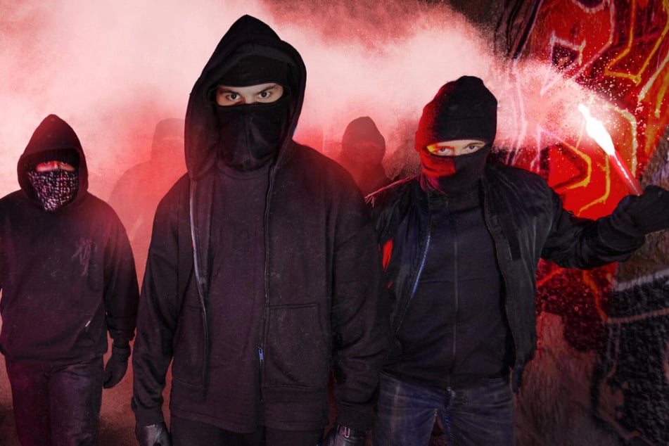 Die Doku "Linksextremismus - Die unterschätzte Gefahr?" aus der Reihe "report München" baut vor allem um die Prozesse der sogenannten "Hammerbande" auf.