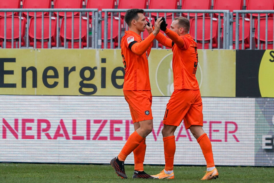 FCE-Spieler Sören Gonther (l.) und Ben Zolinski wollen am Sonntag ihren Ex-Verein Paderborn ärgern.