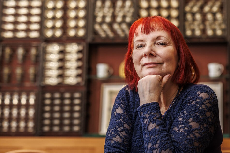 Dresden: Zum 20. Jahrestag der "Hebammen"-Saga: Dresdner Autorin Sabine Ebert schreibt Ihrer Heldin ein neues Buch