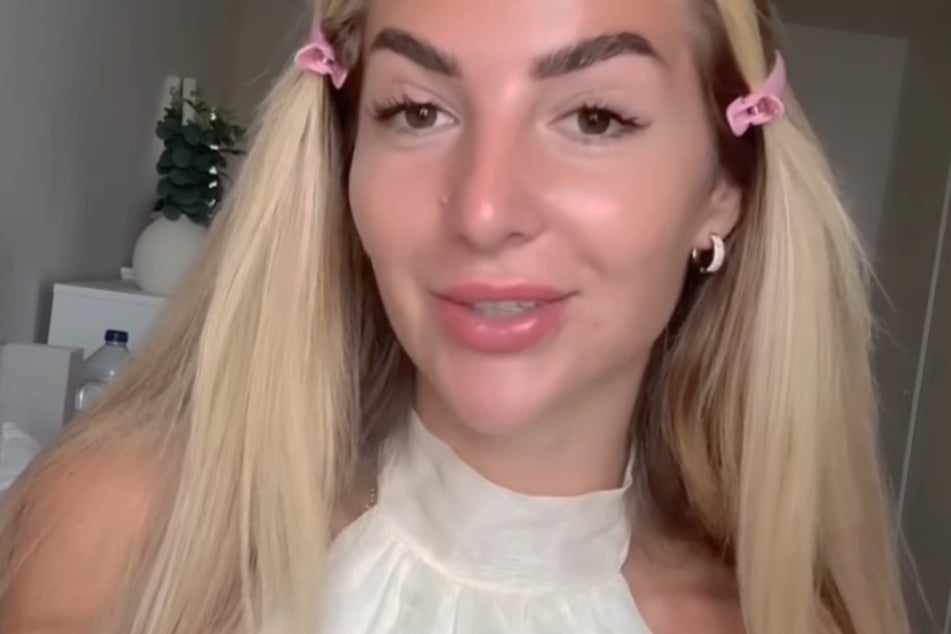 Alle kannten ihn, nur sie nicht: Emma Fernlund packt über Date mit Profifußballer aus