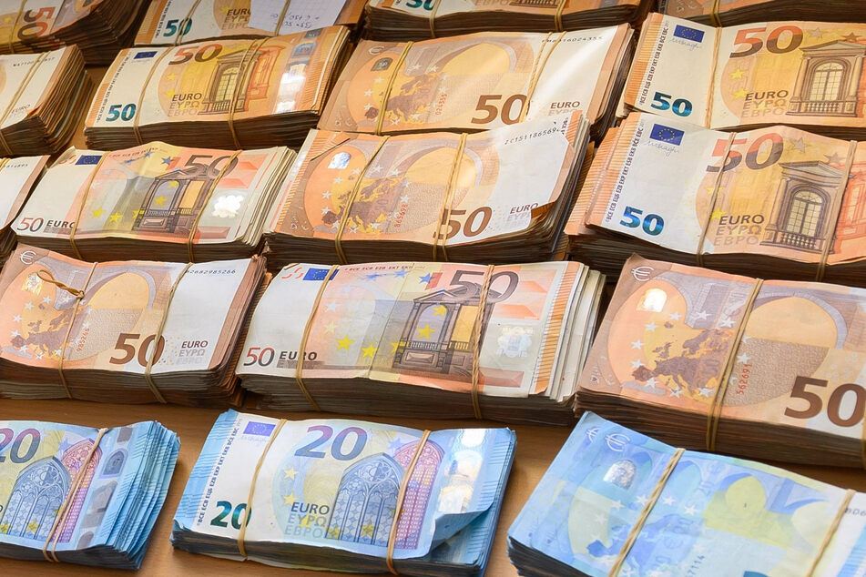 Die Höhe der Finanzsanktionen könnten sich auf ein tägliches Zwangsgeld belaufen.