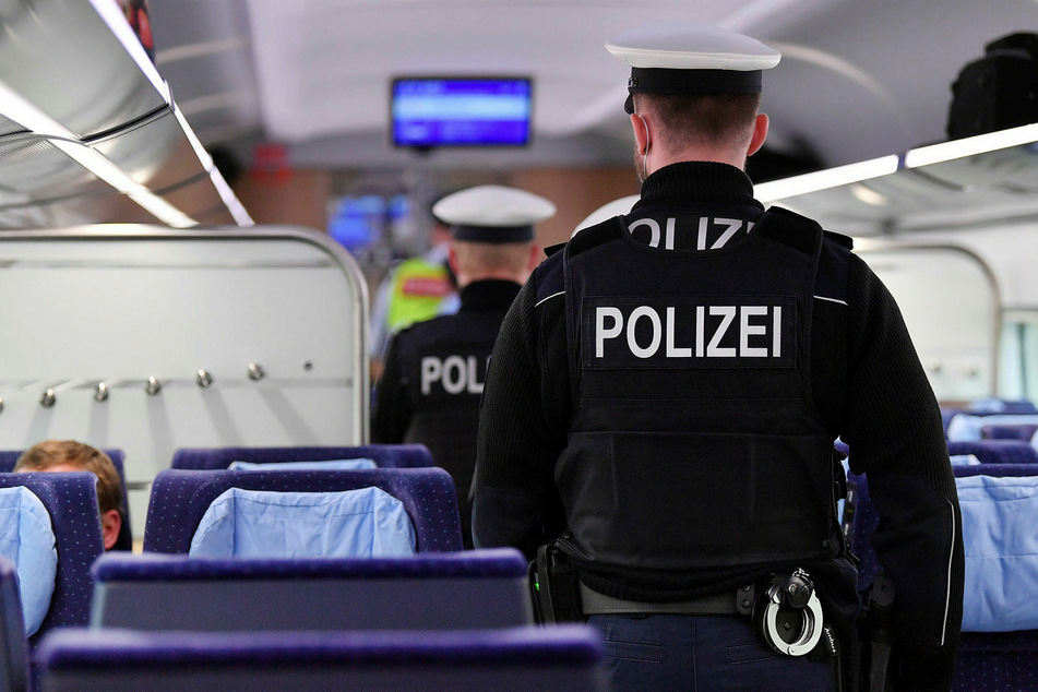 Auch in ICE, hier am Leipziger Hauptbahnhof am 21. Oktober 2020, wurde eine Maskenkontrolle durchgeführt.