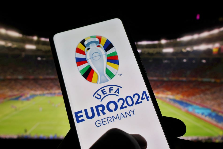 Die Fußball-Europameisterschaft 2024 findet vom 14. Juni bis 14. Juli 2024 in Deutschland statt.