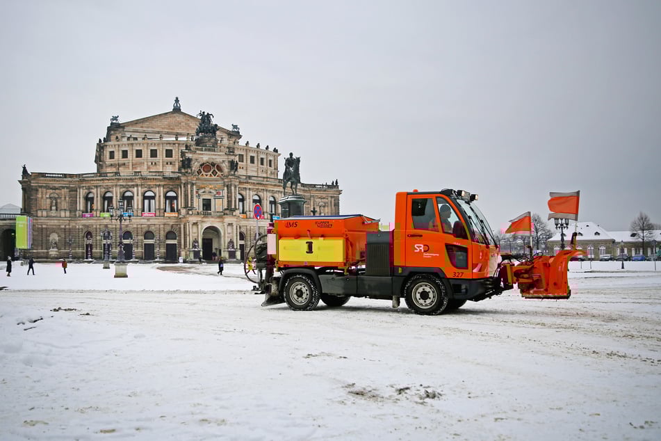 Auch die Winterdienst-Mitarbeiter fallen in Eva Jähnigens Geschäftsbereich.