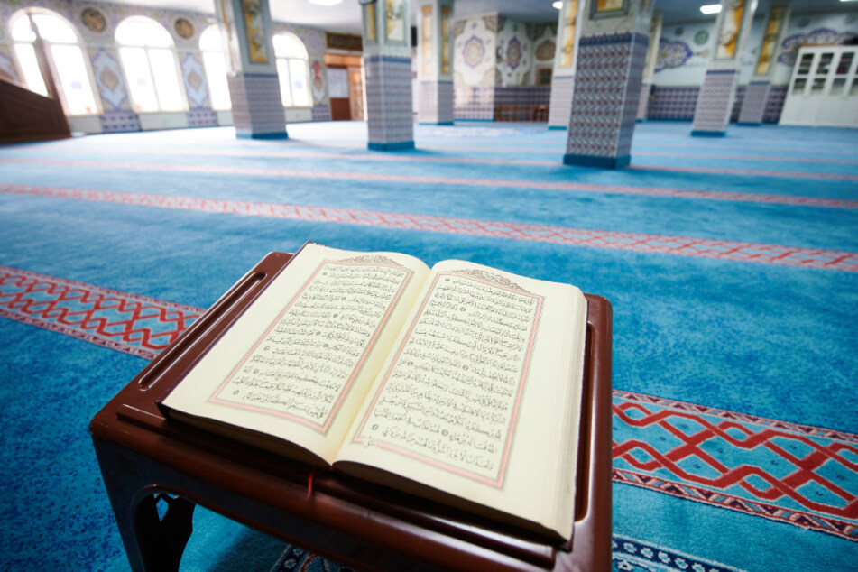 Der Täter äußerte sich auch abfällig gegenüber Muslime (Symbolfoto).