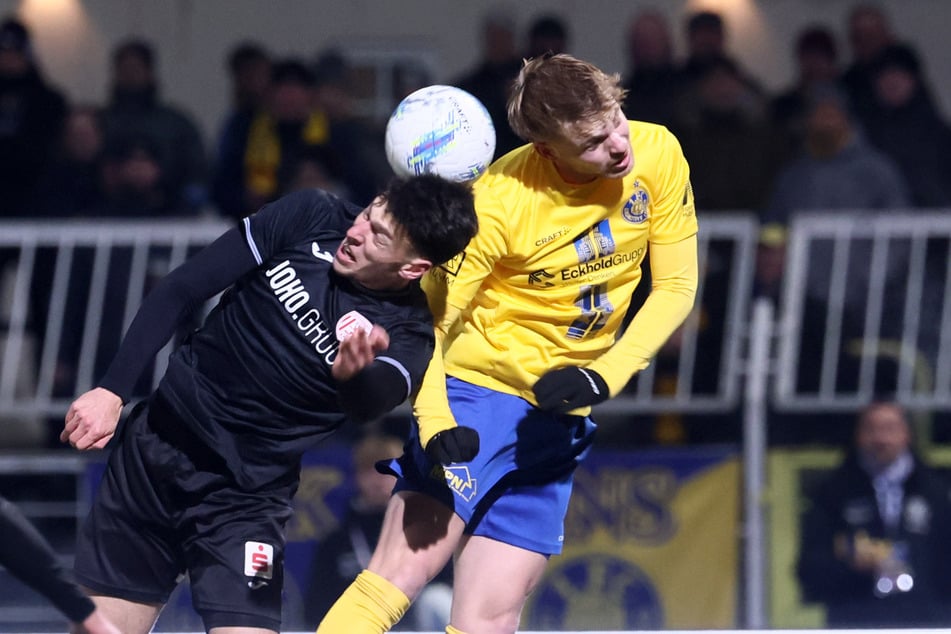 Es war eine kampfbetonte, aber keinesfalls unfaire Partie zwischen Lok Leipzig und dem Greifswalder FC.