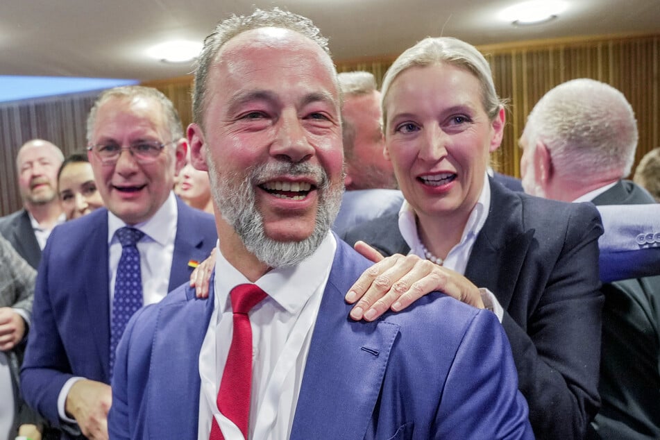 Alice Weidel (AfD) ist von den Zahlen ihrer Partei sehr angetan.