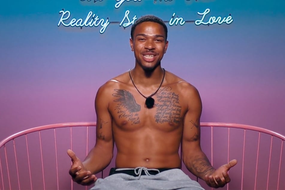 Robin (25) gesteht im Interview: "Ich glaube, Fabi und ich sind beide sehr stolz auf das, was wir besitzen."