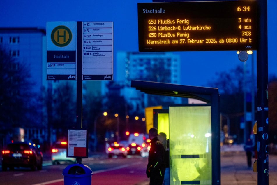 Einige Buslinien sind trotz Streik unterwegs.