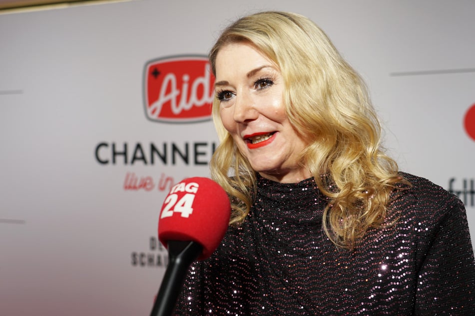 Schauspielerin Sandra Quadflieg (46) war sogar an zwei Abenden dabei. Am Mittwoch unterstützte sie Samy Deluxe, in dessen Musikvideo zu "Mimimi" sie 2016 mitgespielt hatte.