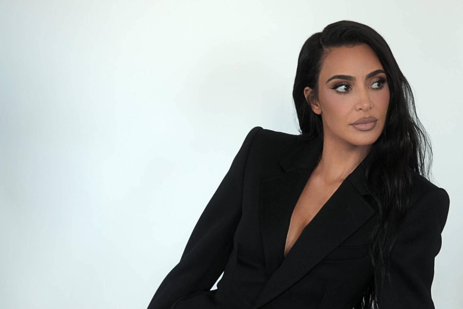 Kim Kardashian talks "struggles" as a single mom and why she's never seen a therapist