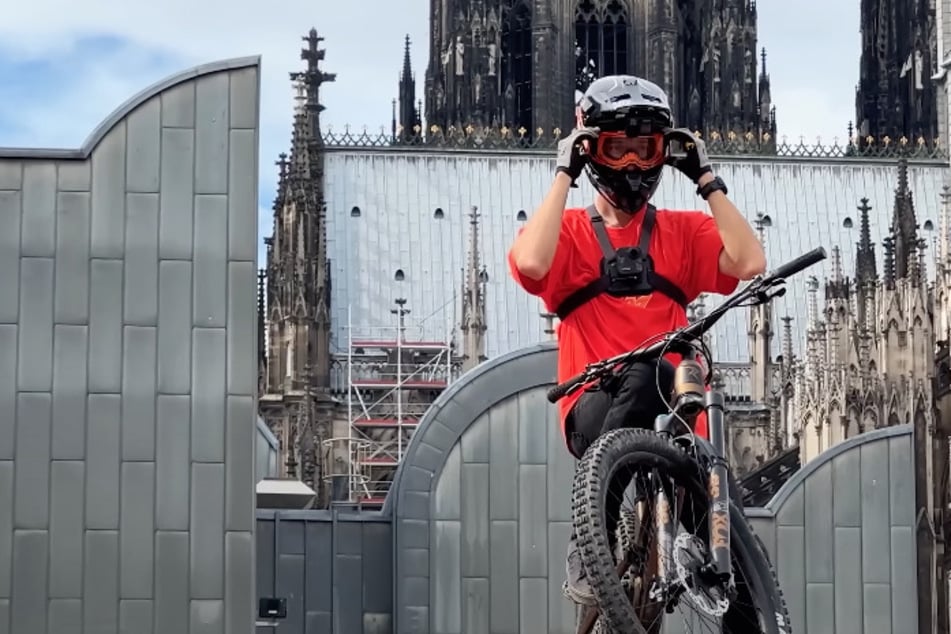 Burak Uzun ist ein türkischer Downhill-Profi.