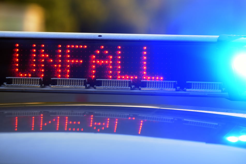Unfall A8: Schwerer Unfall auf A8: Geisterfahrer verursacht Massenkarambolage