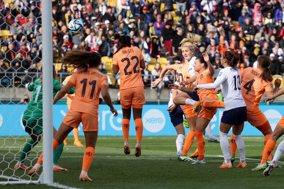 USWNT captain Lindsey Horan evens the score with a header against the Netherlands.
