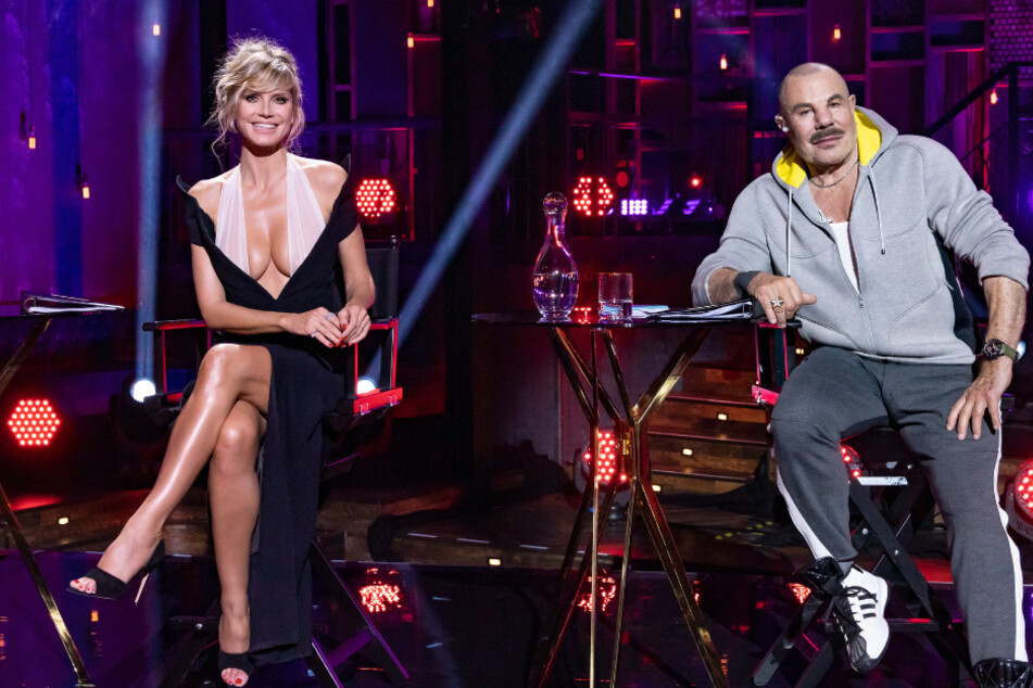 GNTM: Er ist der Designer an Heidis Klums Seite! Muskelmann als Fashion-Ikone