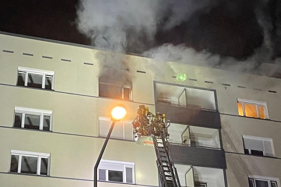 Plötzlich qualmte es im Hochhaus.