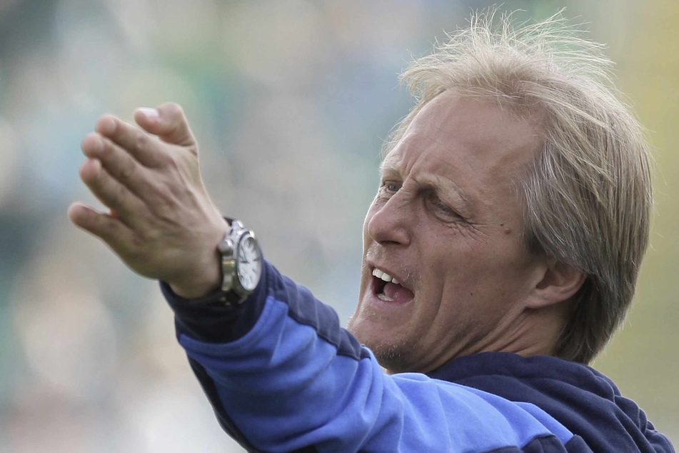 Ex-Bundesliga-Torschützenkönig Jörn Andersen wird Nationaltrainer von Fußball-Zwerg